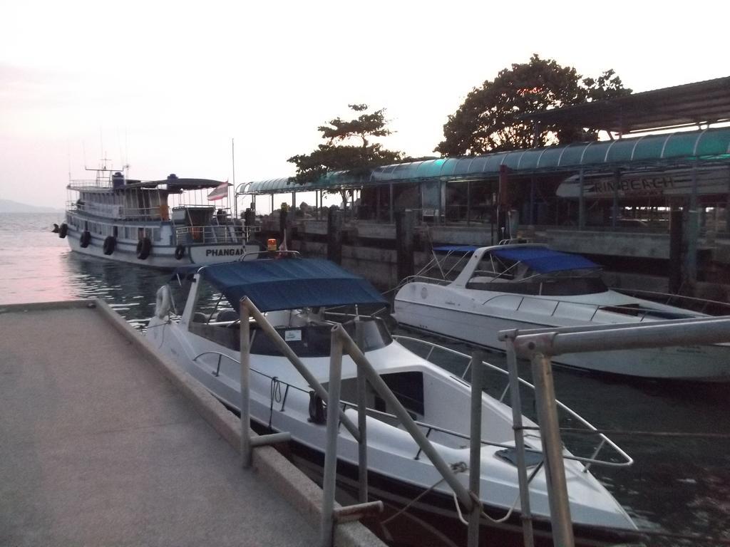 Sleep Tight Hostel At Koh Phangan Haad Rin Exterior photo